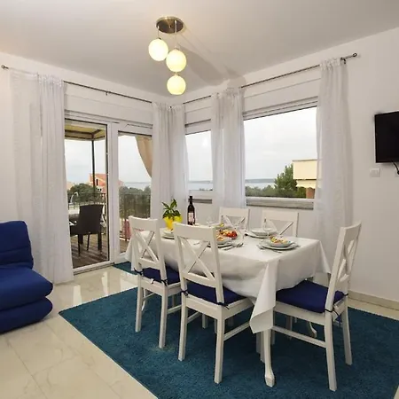 In Zadar With Sea View, Balcony, Air Conditioning, Wifi 685-2 *