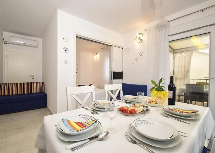 דירה In Zadar With Sea View, Balcony, Air Conditioning, Wifi 685-2 זאטון