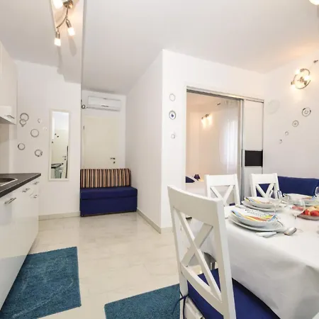 In Zadar With Sea View, Balcony, Air Conditioning, Wifi 685-2 Apartamento *