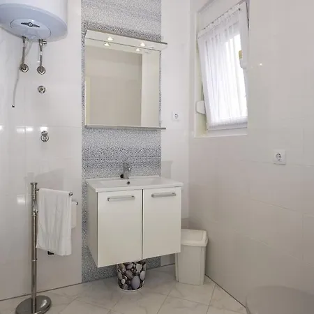 In Zadar With Sea View, Balcony, Air Conditioning, Wifi 685-2 Apartamento *